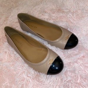 Coach flats